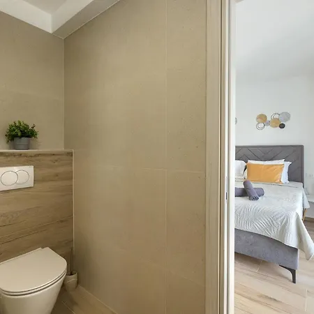 וילה Leny By Istrabook