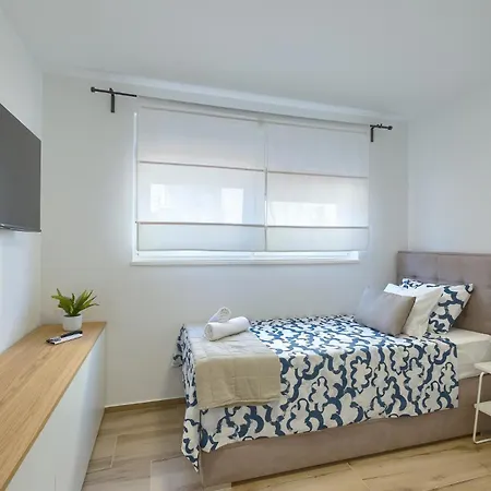 Leny By Istrabook Villa Vodnjan