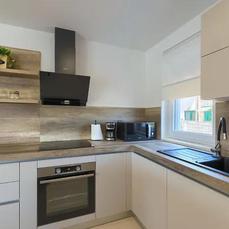 Leny By Istrabook Villa Vodnjan