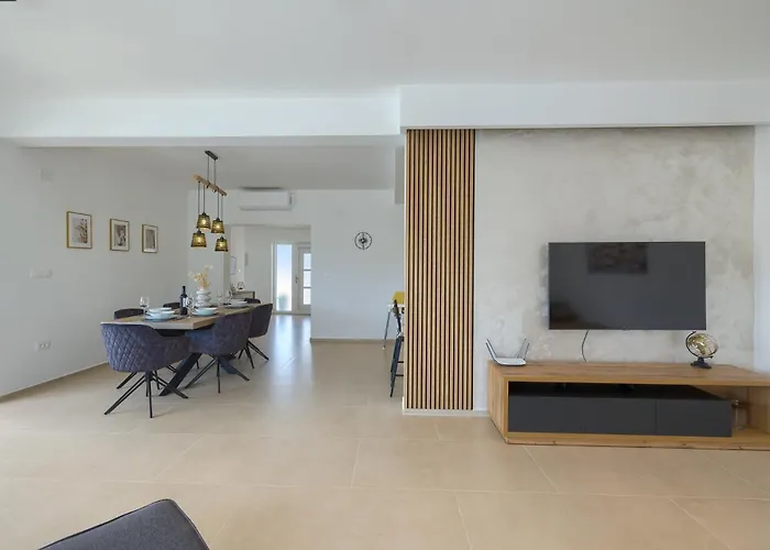 Leny By Istrabook Villa Vodnjan