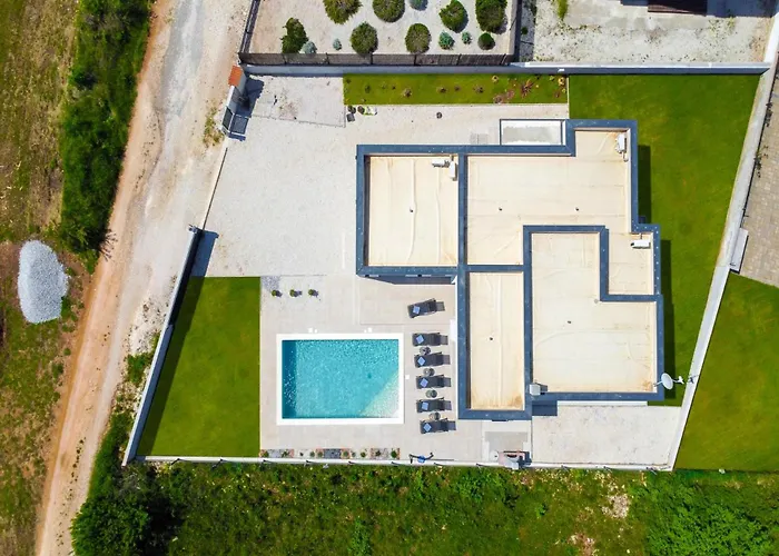 Villa Leny By Istrabook *