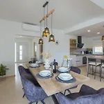 Villa Leny By Istrabook