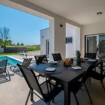 Leny By Istrabook Villa Vodnjan