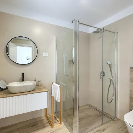 Leny By Istrabook Villa Vodnjan